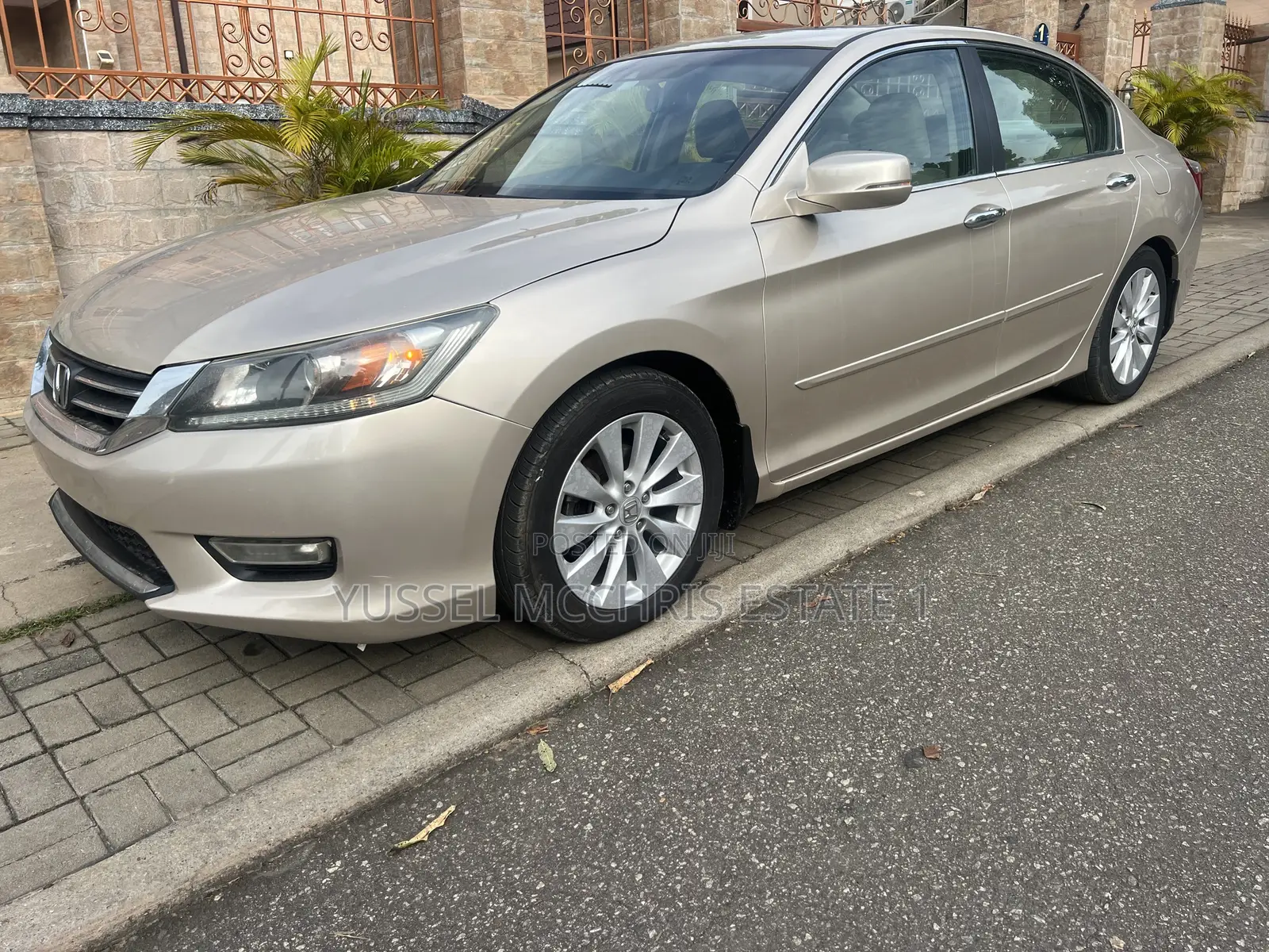 Honda Accord EX-L 4dr Sedan w/Navigation (2.4L 4cyl CVT) 2014 Gold