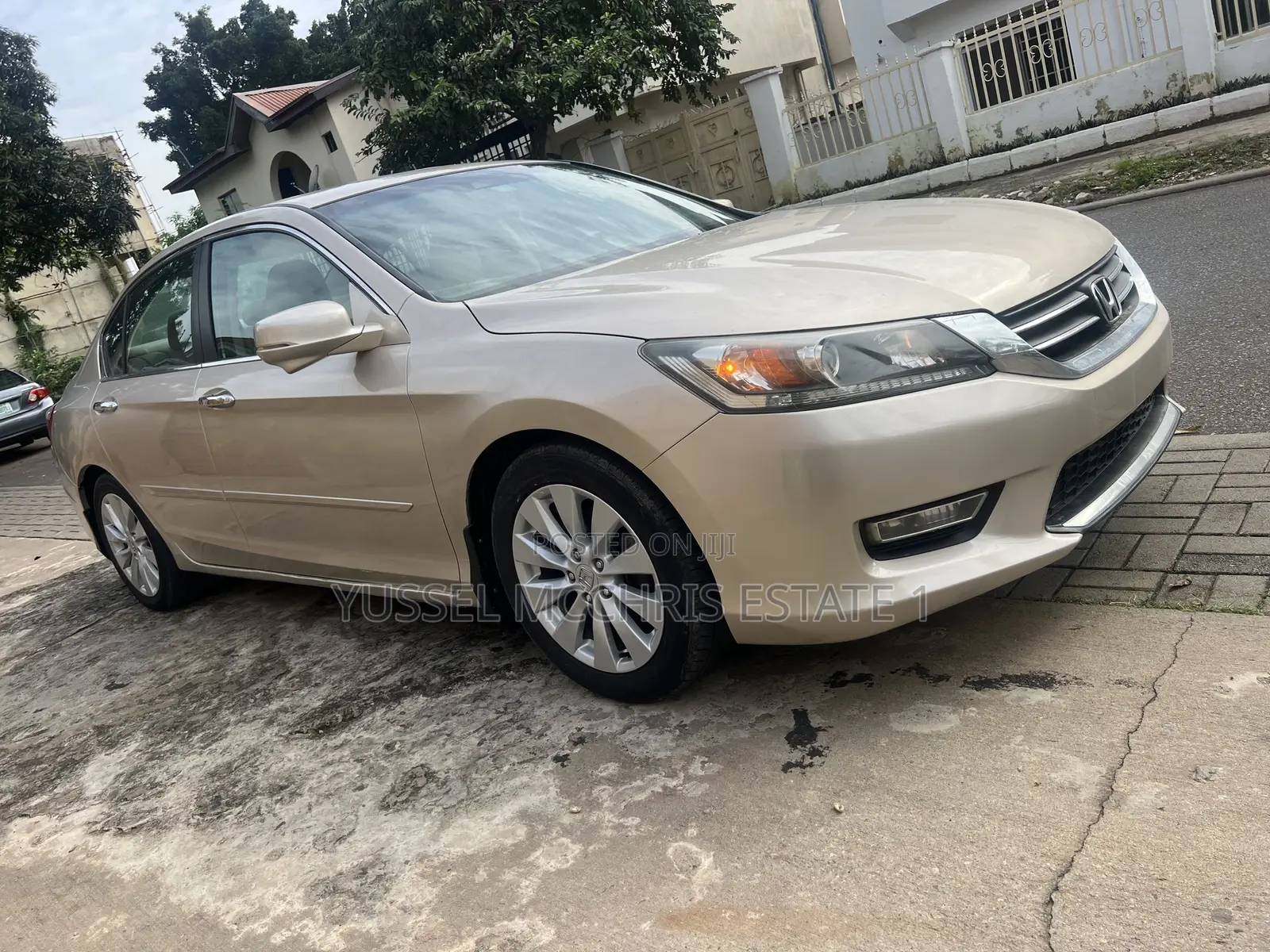 Honda Accord EX-L 4dr Sedan w/Navigation (2.4L 4cyl CVT) 2014 Gold