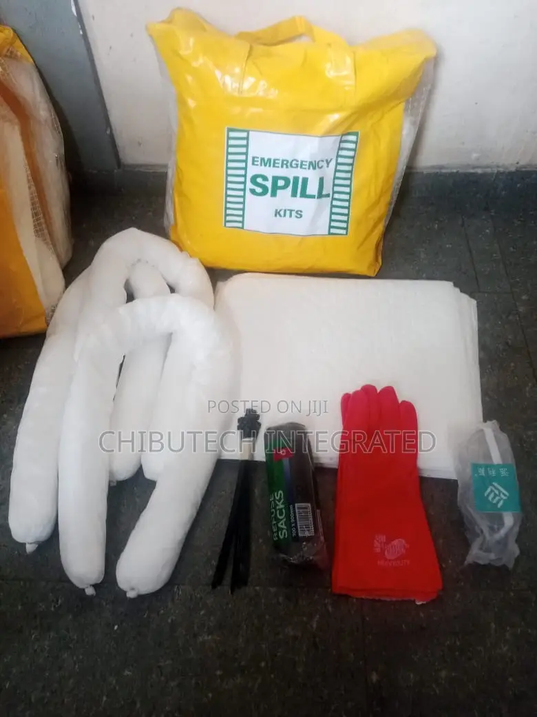 Emergency Oil Spill Kit