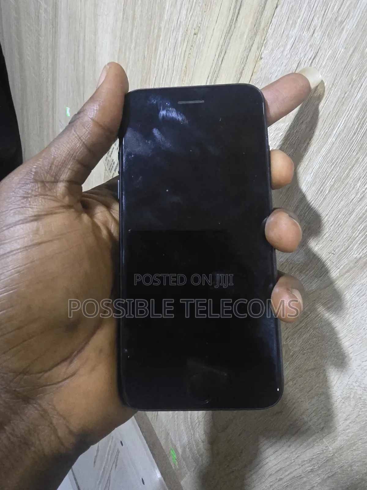 Apple iPhone SE (2020) 64 GB Black