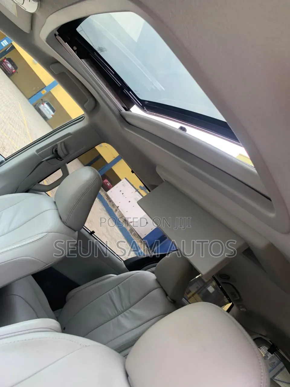 Toyota Sienna XLE 7 Passenger Mobility 2011 Blue