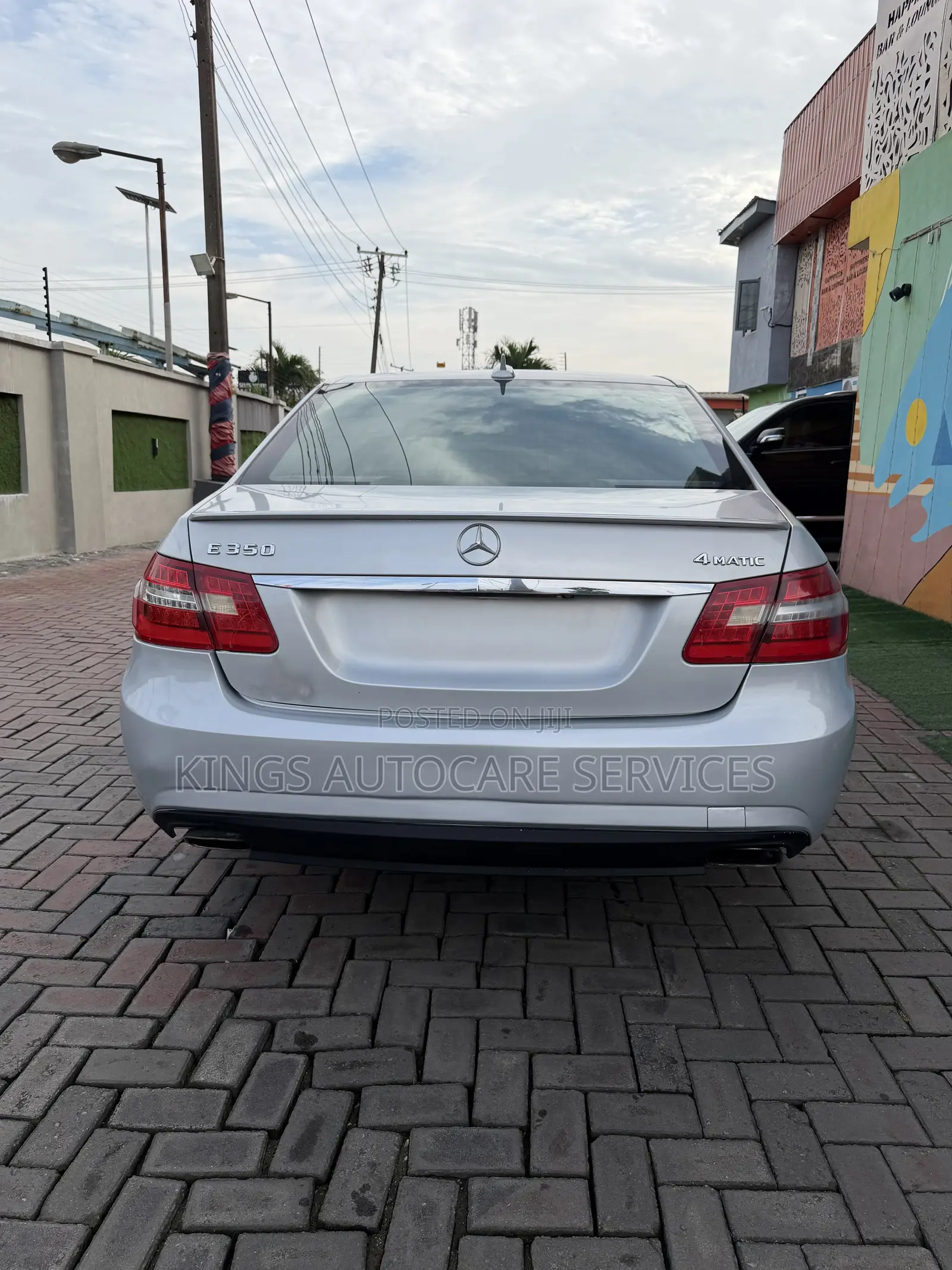 Mercedes-Benz E350 Base 4Matic Sedan AWD (3.5L 6cyl 7A) 2011 Silver