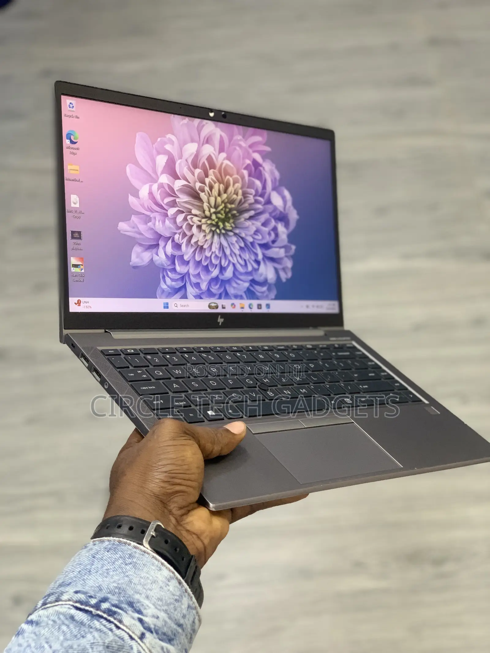 Laptop HP ZBook Firefly 14 G7 16GB Intel Core i7 SSD 256GB
