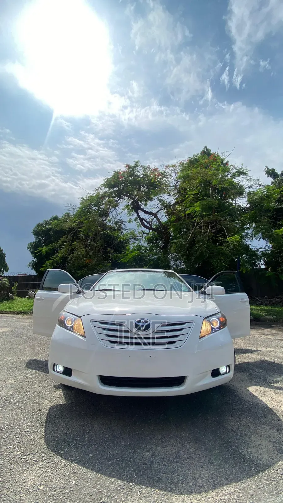 Toyota Camry LE 4dr Sedan (2.4L 4cyl 5A) 2009 White