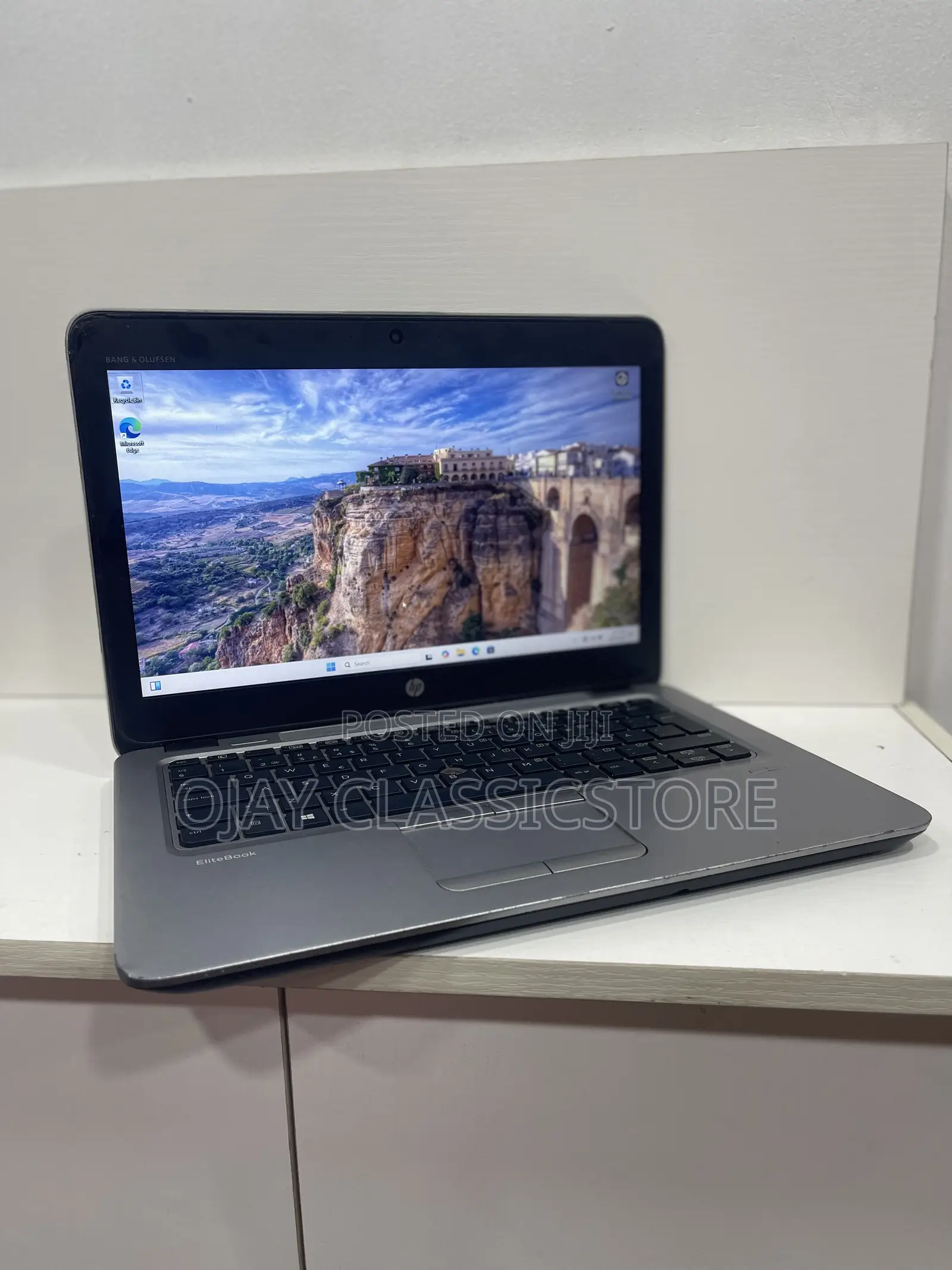 Laptop HP EliteBook 725 4GB AMD HDD 512GB