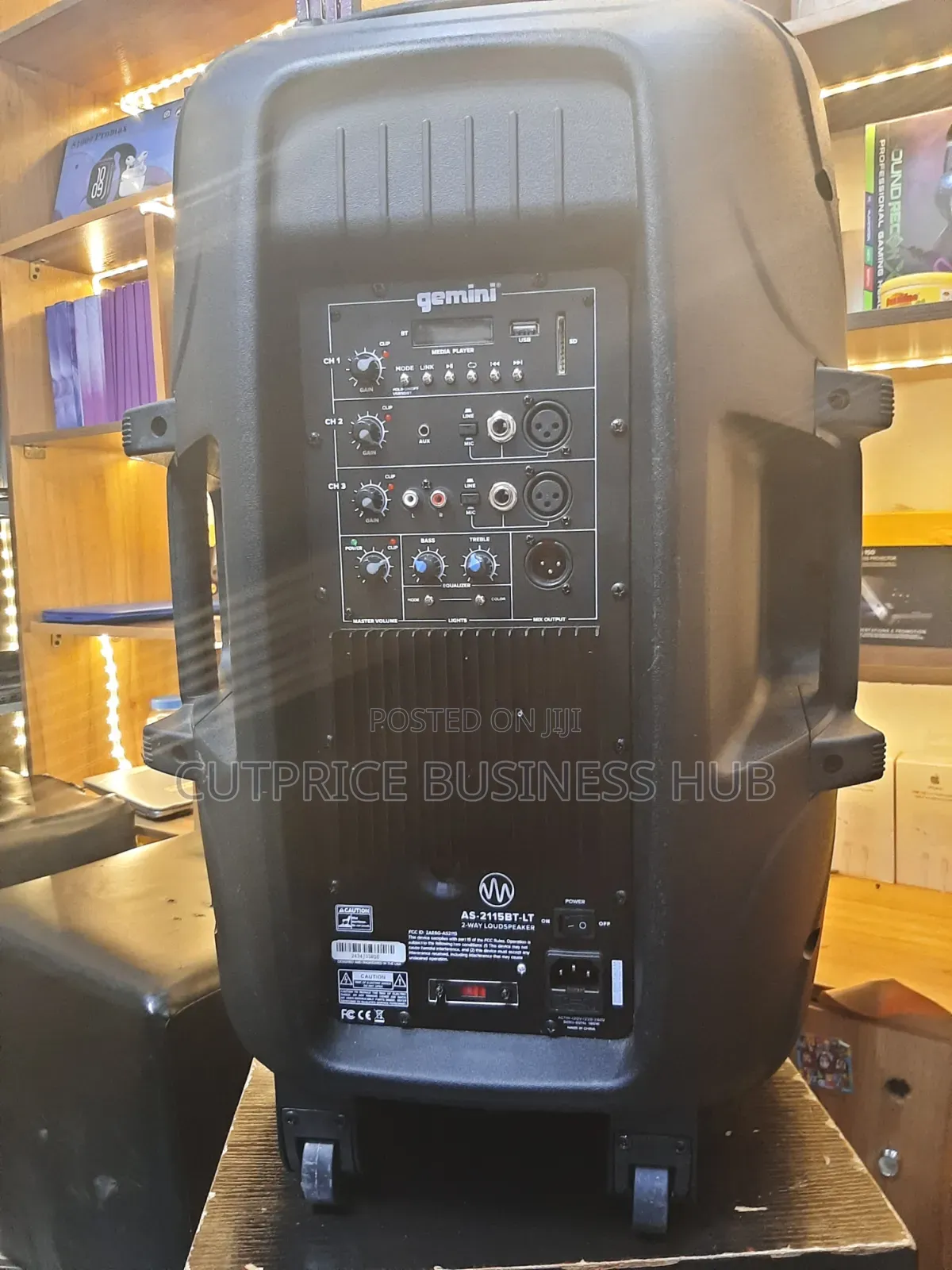 Gemini 15 Inch 2 Way Active Bluetooth Loudspeaker Package With Light