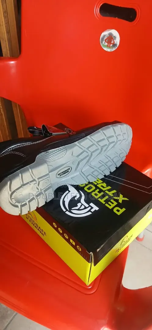 Original Petrosafe Xtreme Safety Boot - Size 42