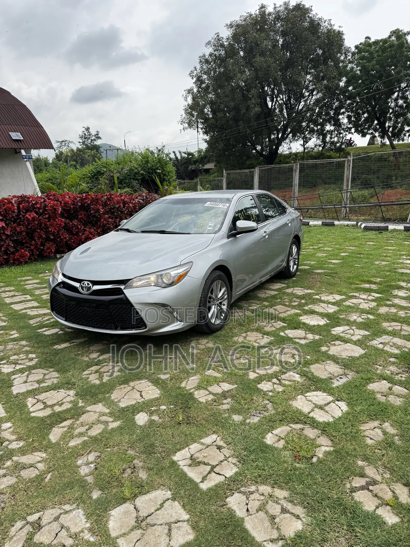 Toyota Camry 2017 Silver