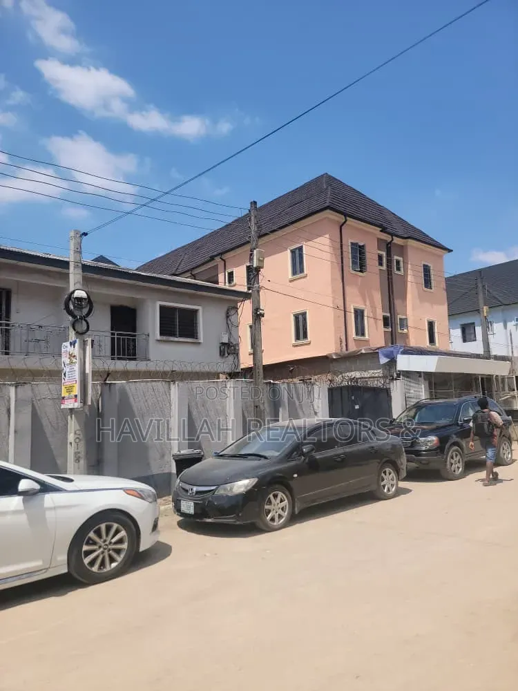 12bdrm Duplex in Okota for sale