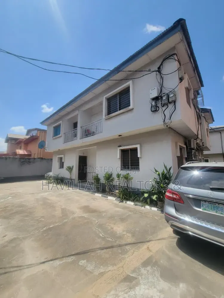 12bdrm Duplex in Okota for sale