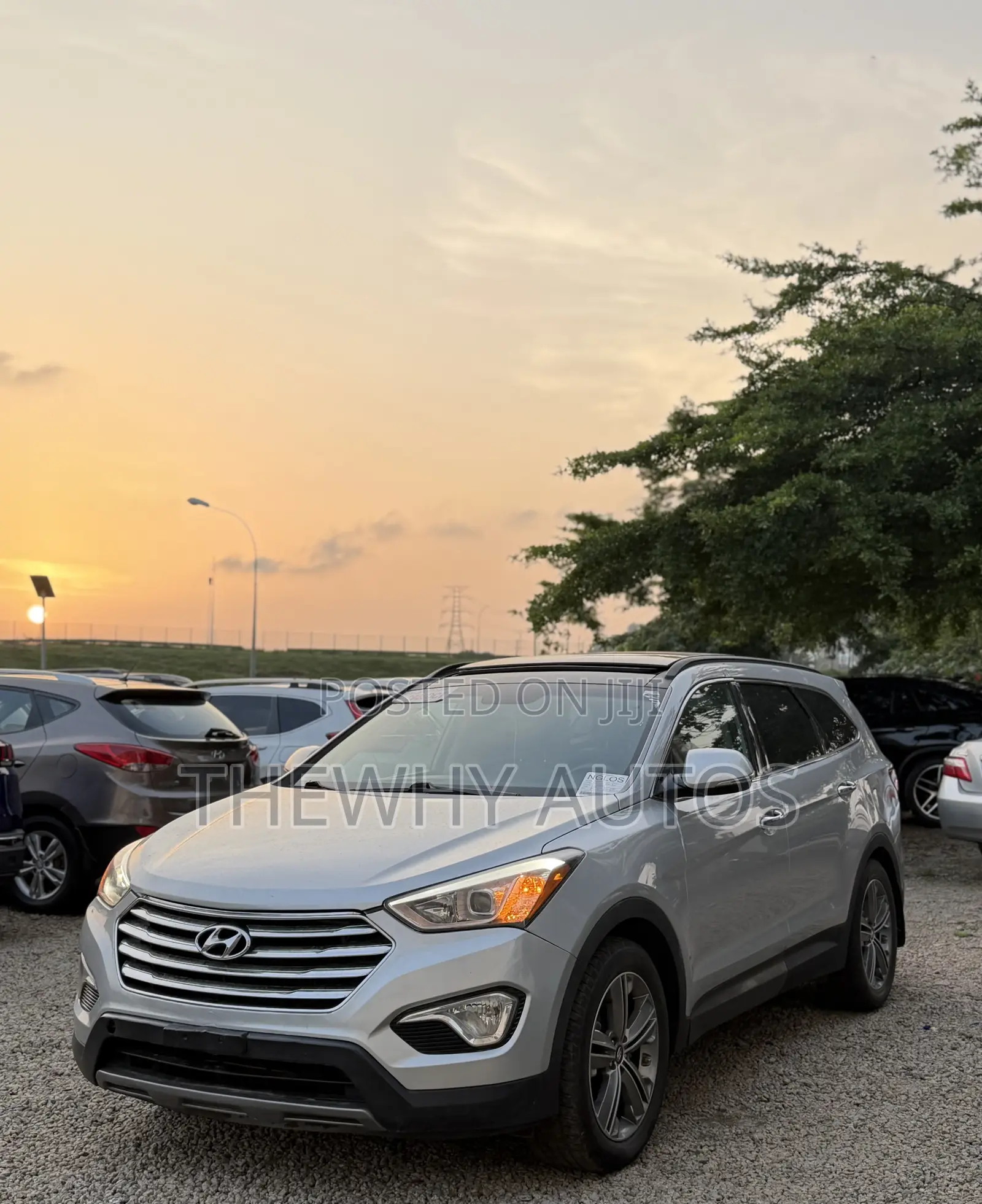 Hyundai Santa Fe Limited 4dr SUV AWD (3.3L 6cyl 6A) 2015 Silver