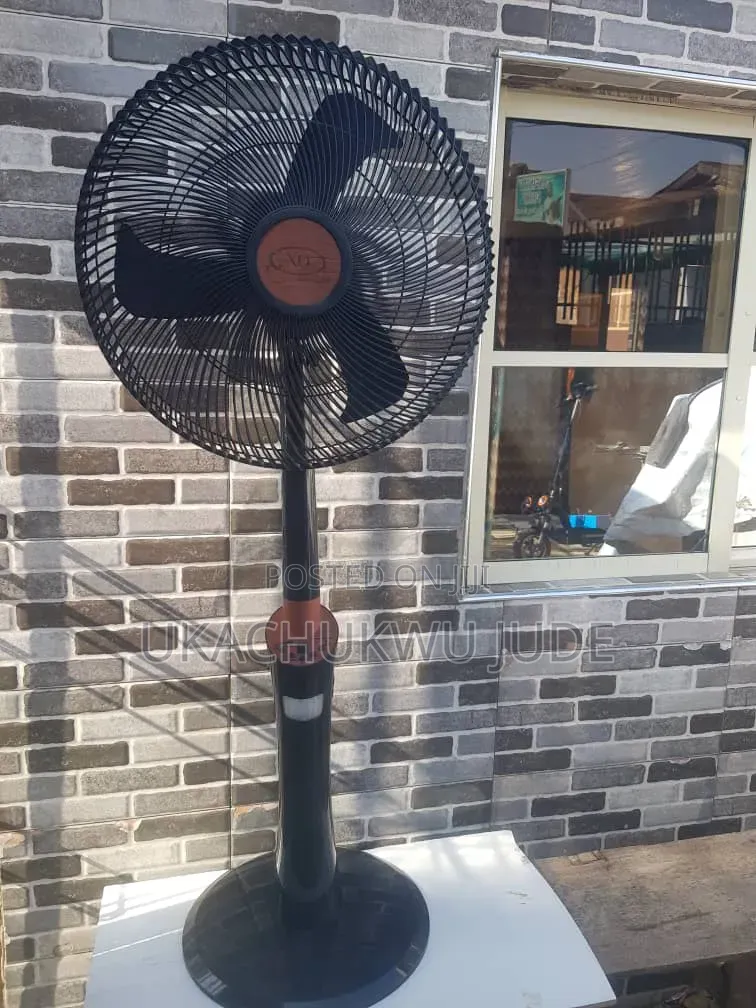 18" Lithium Rechargeable Ox Fan at Full Charge Can Last for 2 Nights