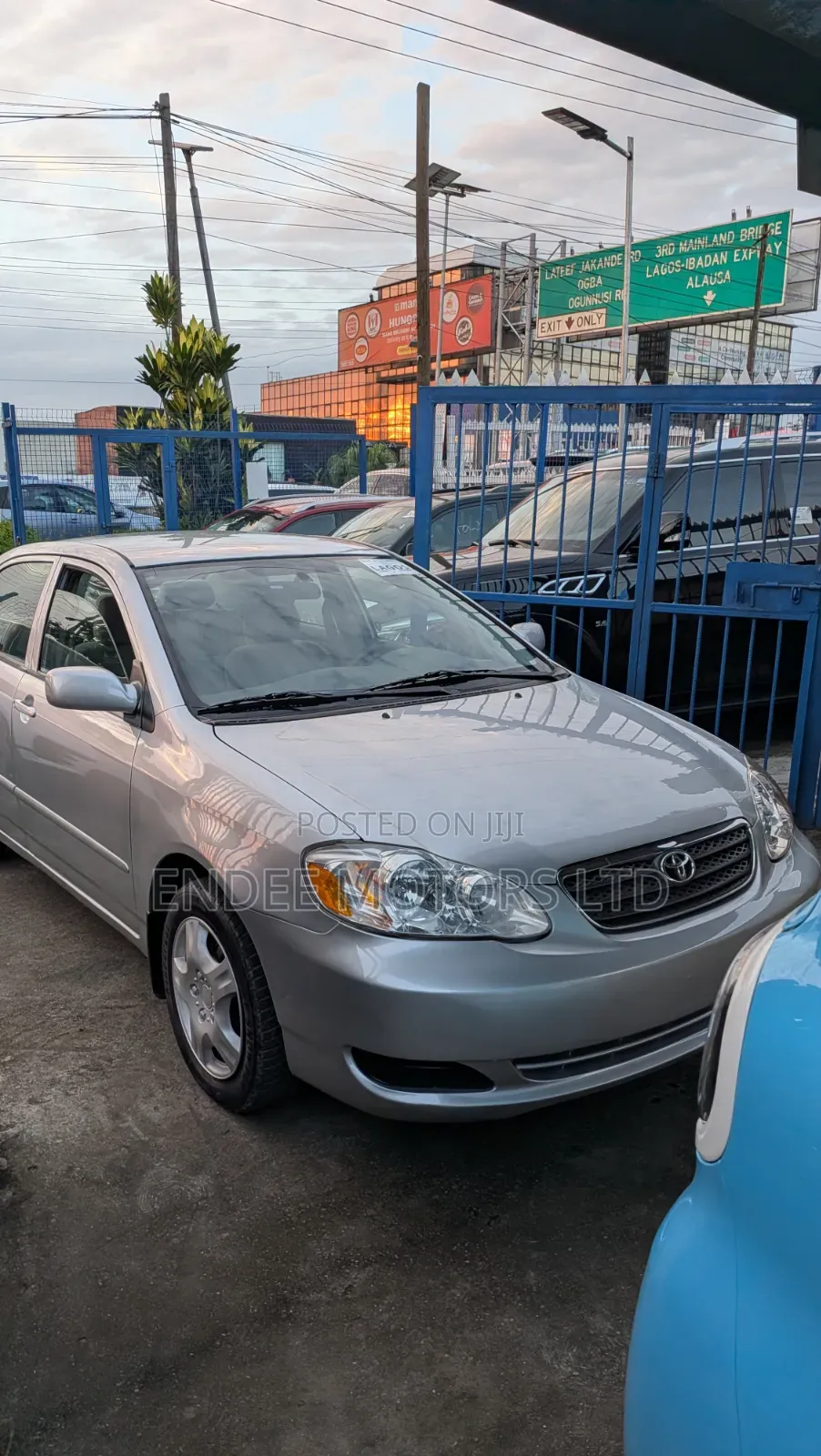 Toyota Corolla LE 2005 Silver