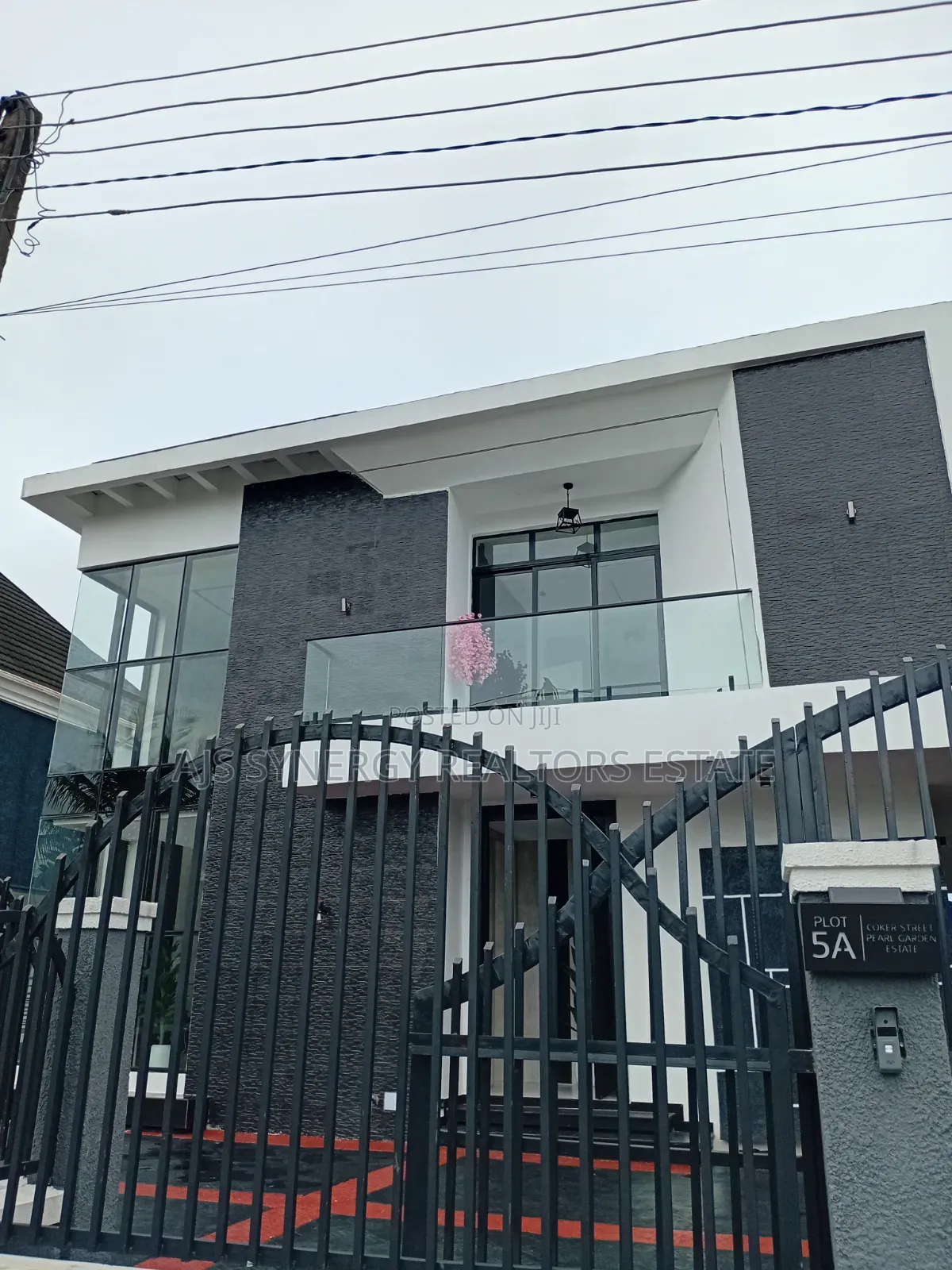 4bdrm Duplex in Sangotedo for sale