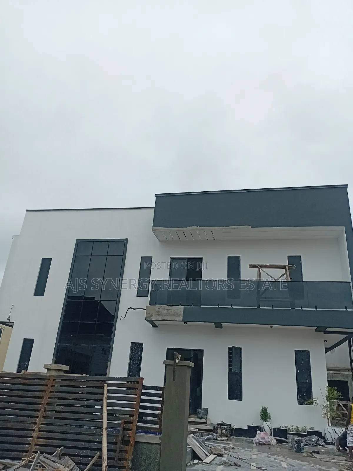 4bdrm Duplex in Sangotedo for sale
