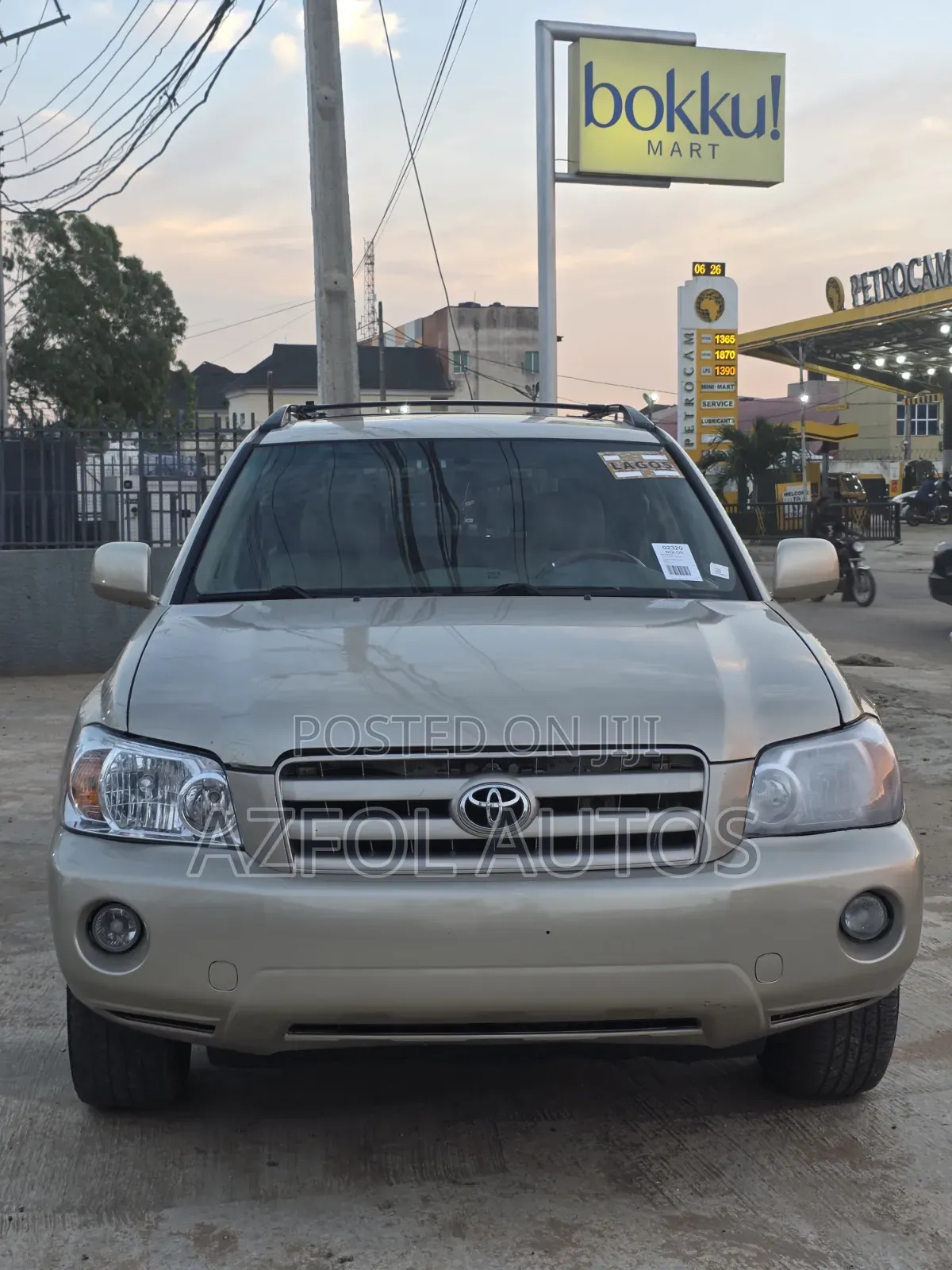 Toyota Highlander Limited V6 2005 Gold