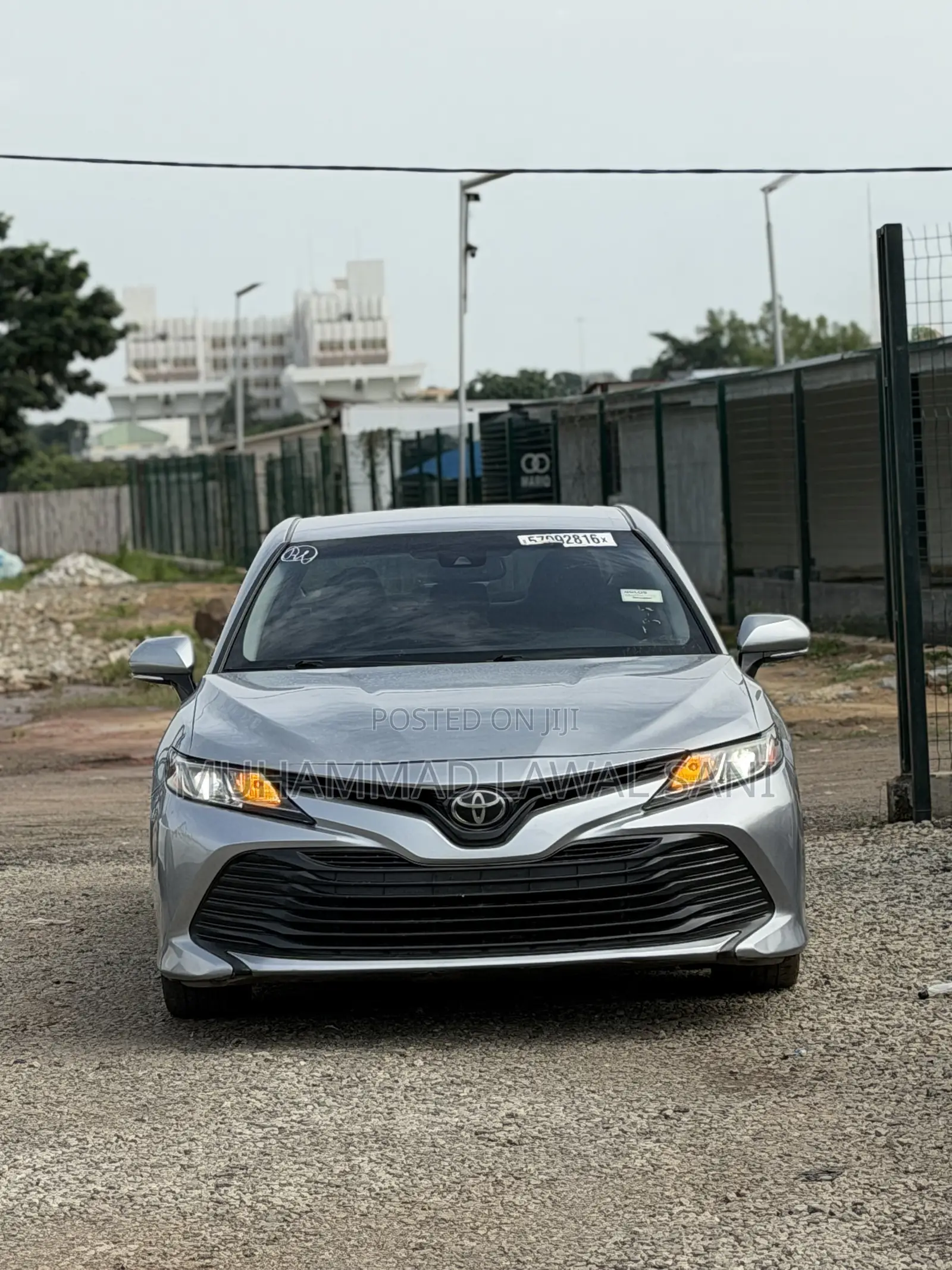 Toyota Camry 2018 Silver
