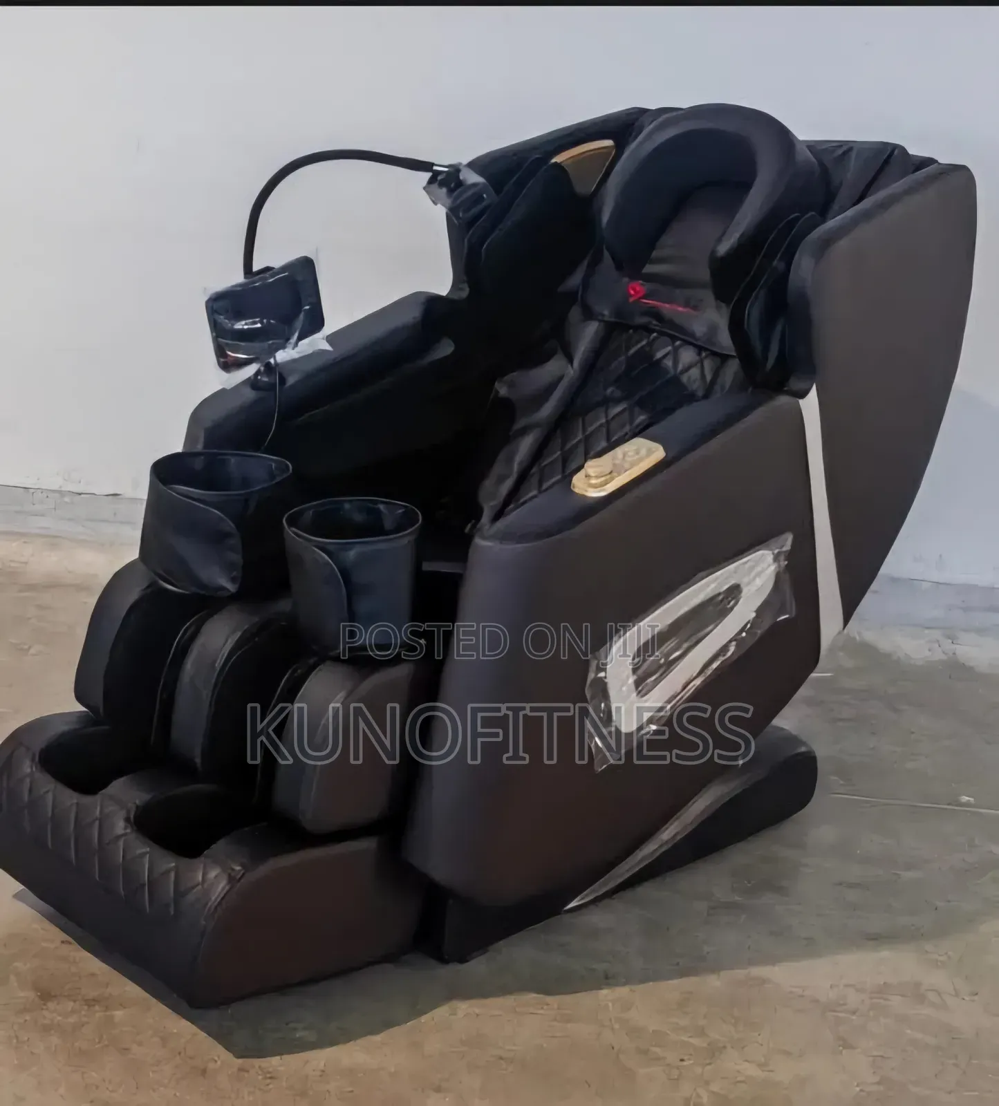 Executive Massage Chair – Full Body Recliner With Phone Holder
