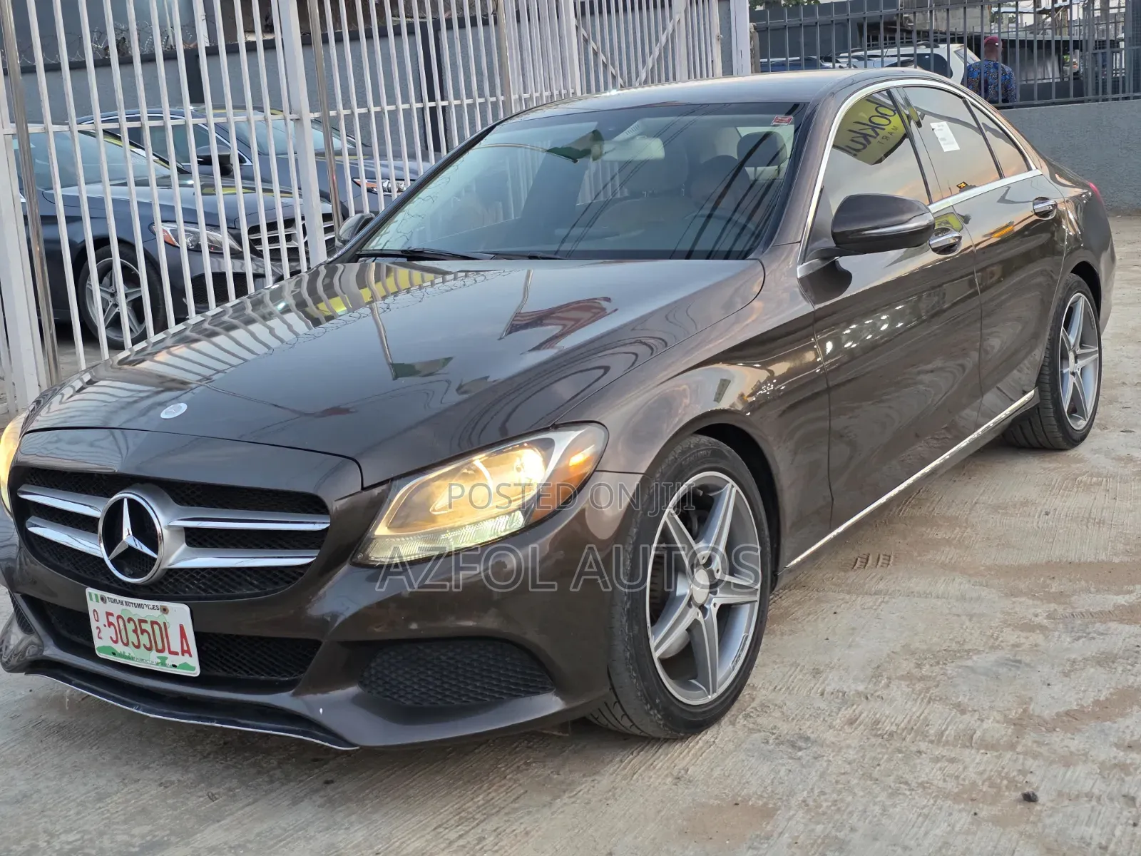 Mercedes-Benz C300 Luxury 4Matic Sedan AWD (2.0L 4cyl 7A) 2016 Maroon