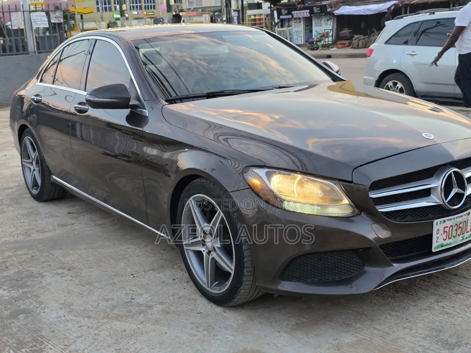 Mercedes-Benz C300 Luxury 4Matic Sedan AWD (2.0L 4cyl 7A) 2016 Maroon