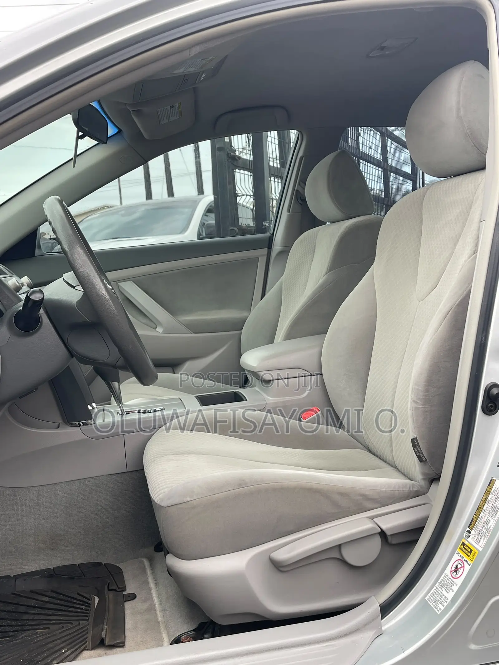 Toyota Camry LE 4dr Sedan (2.4L 4cyl 5A) 2009 Silver