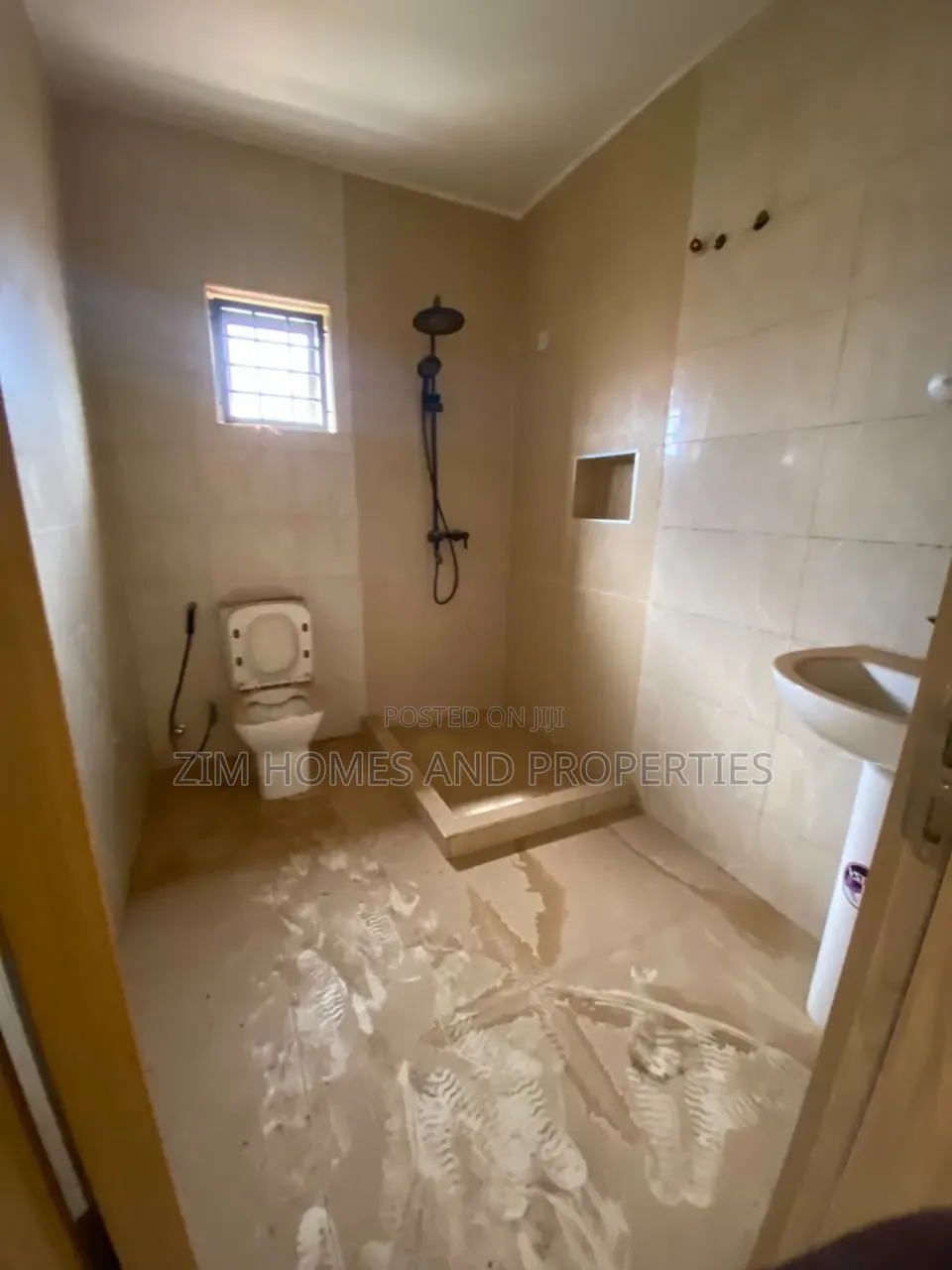3bdrm Duplex in Zim Homes And, Jahi for rent
