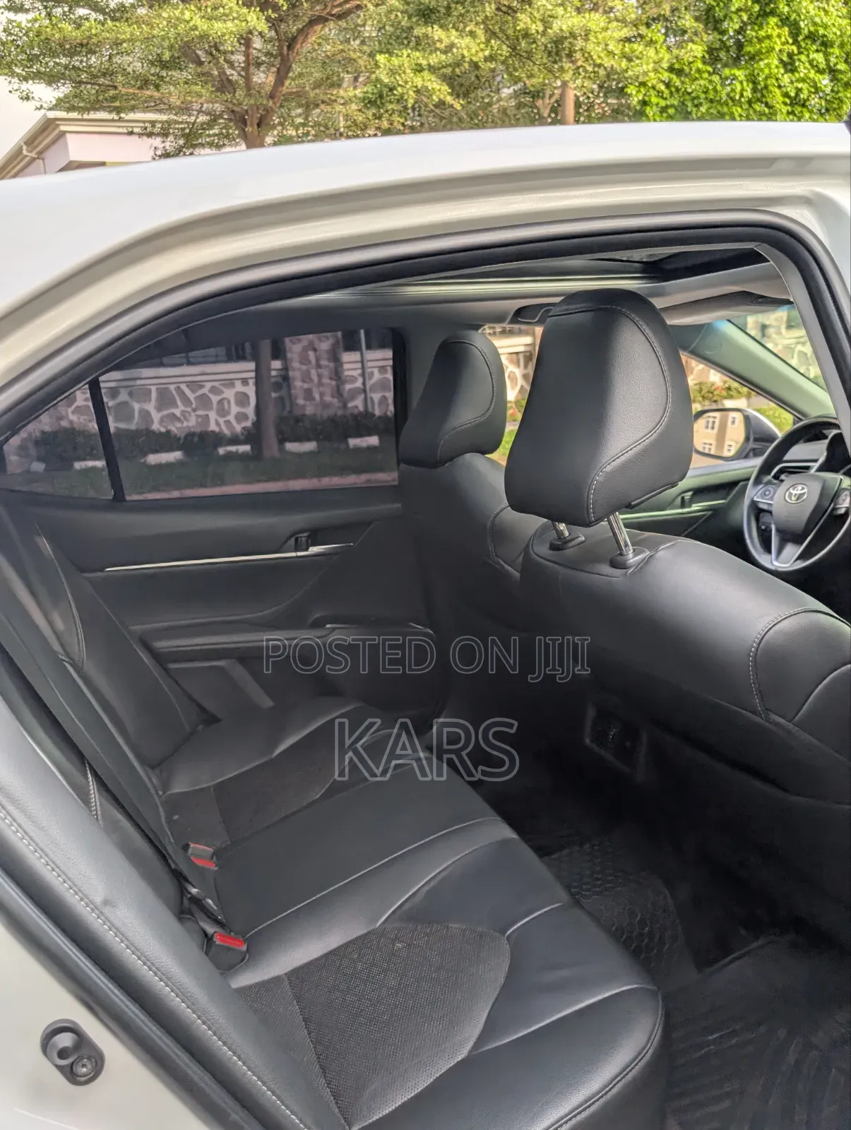 Toyota Camry XSE FWD (2.5L 4cyl 8AM) 2018 White
