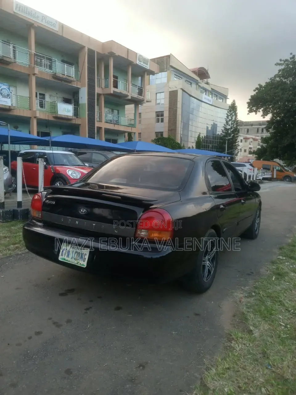Hyundai Sonata 2002 Black