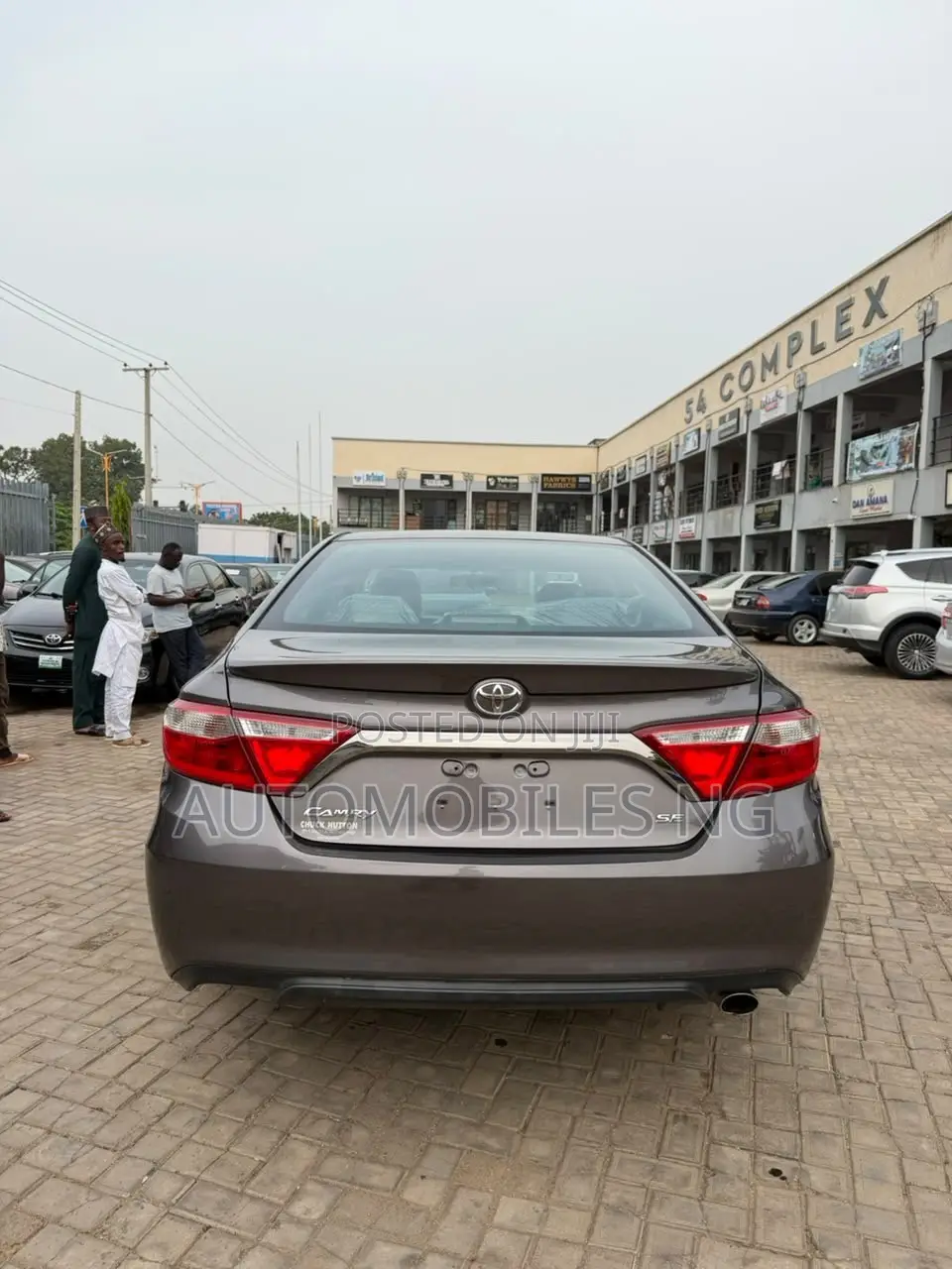 Toyota Camry SE 4dr Sedan (2.5L 4cyl 6A) 2016 Gray