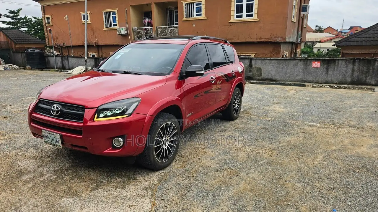 Toyota RAV4 2011 Burgundy