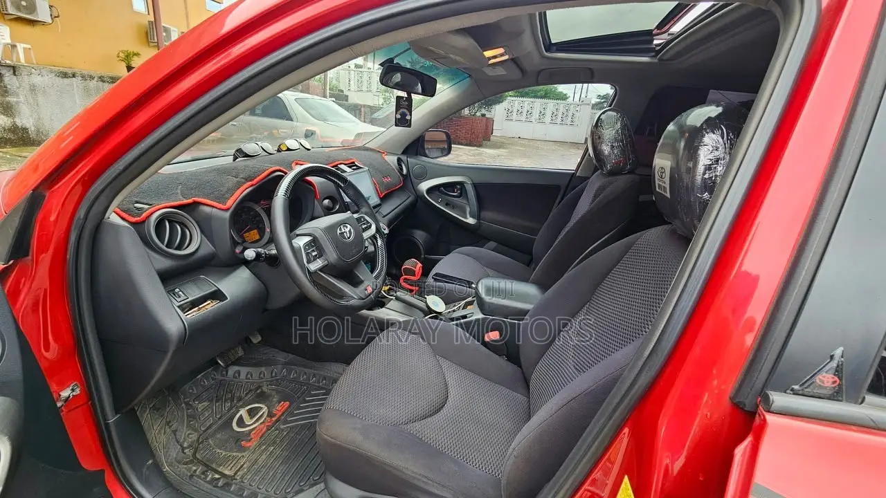 Toyota RAV4 2011 Burgundy