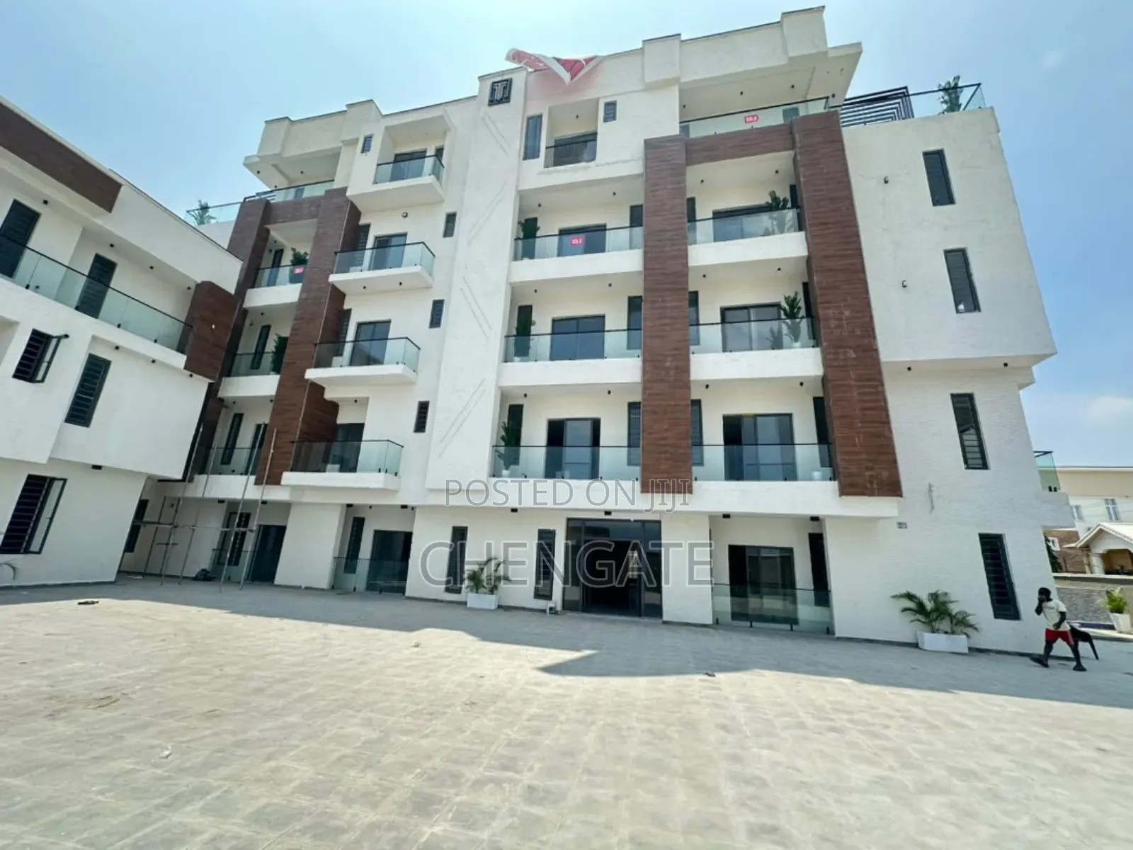 3bdrm Penthouse in Ikate for sale