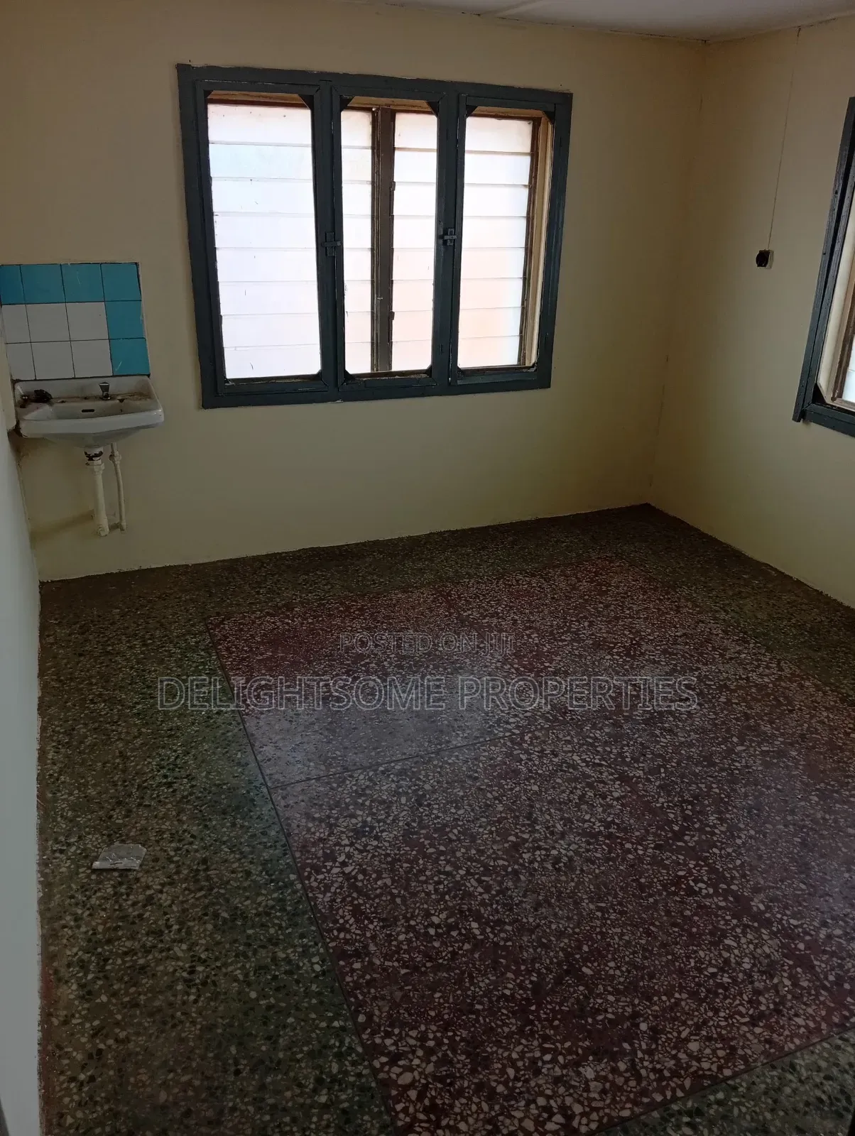 2bdrm Block of Flats in Agodi for rent