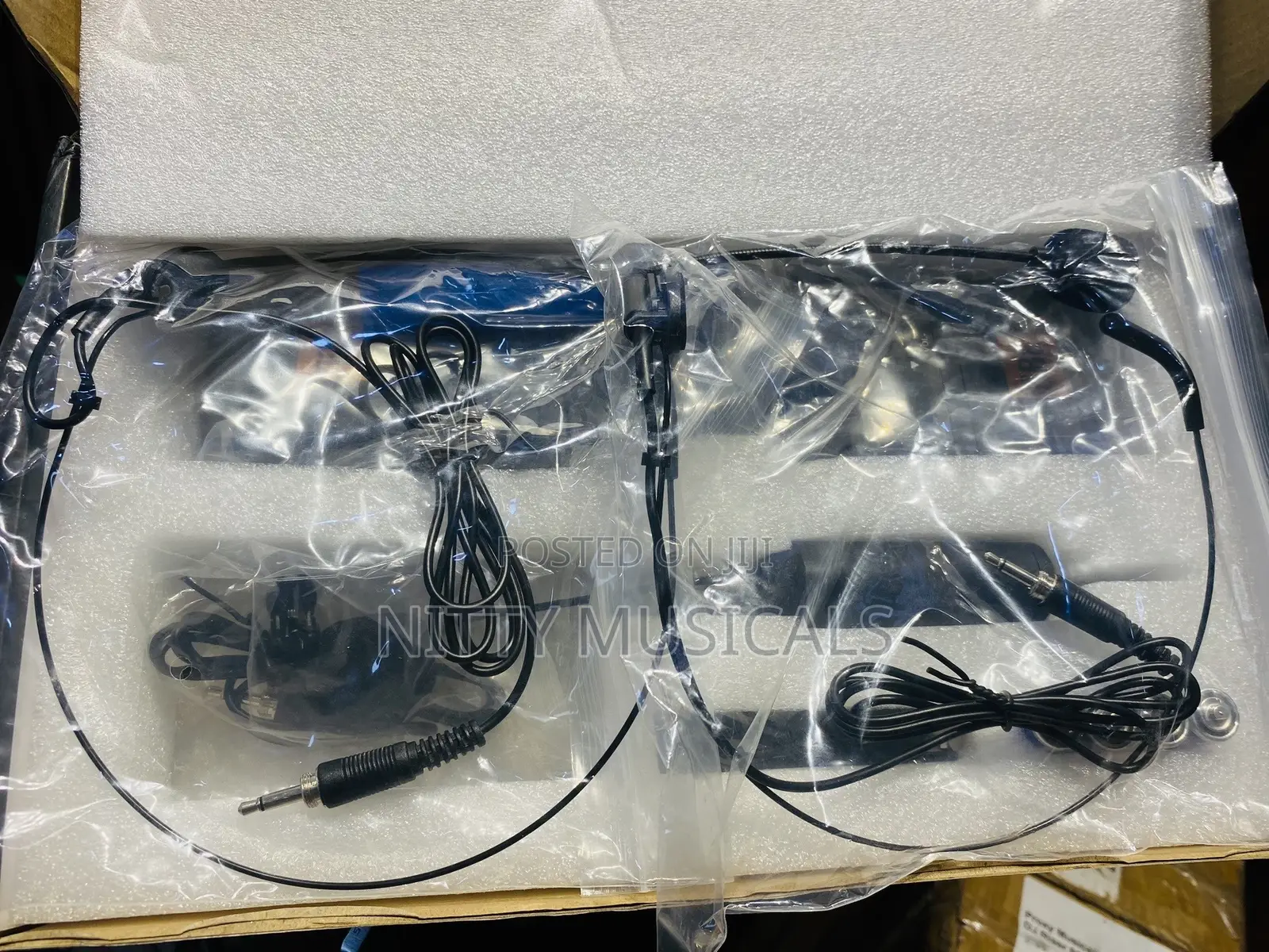 JBL PRX2200 Wireless Microphone Overhead(headset)lapel/Lavalier