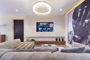 Cozy 2/3 Bedroom Apartment With Swimming Pool