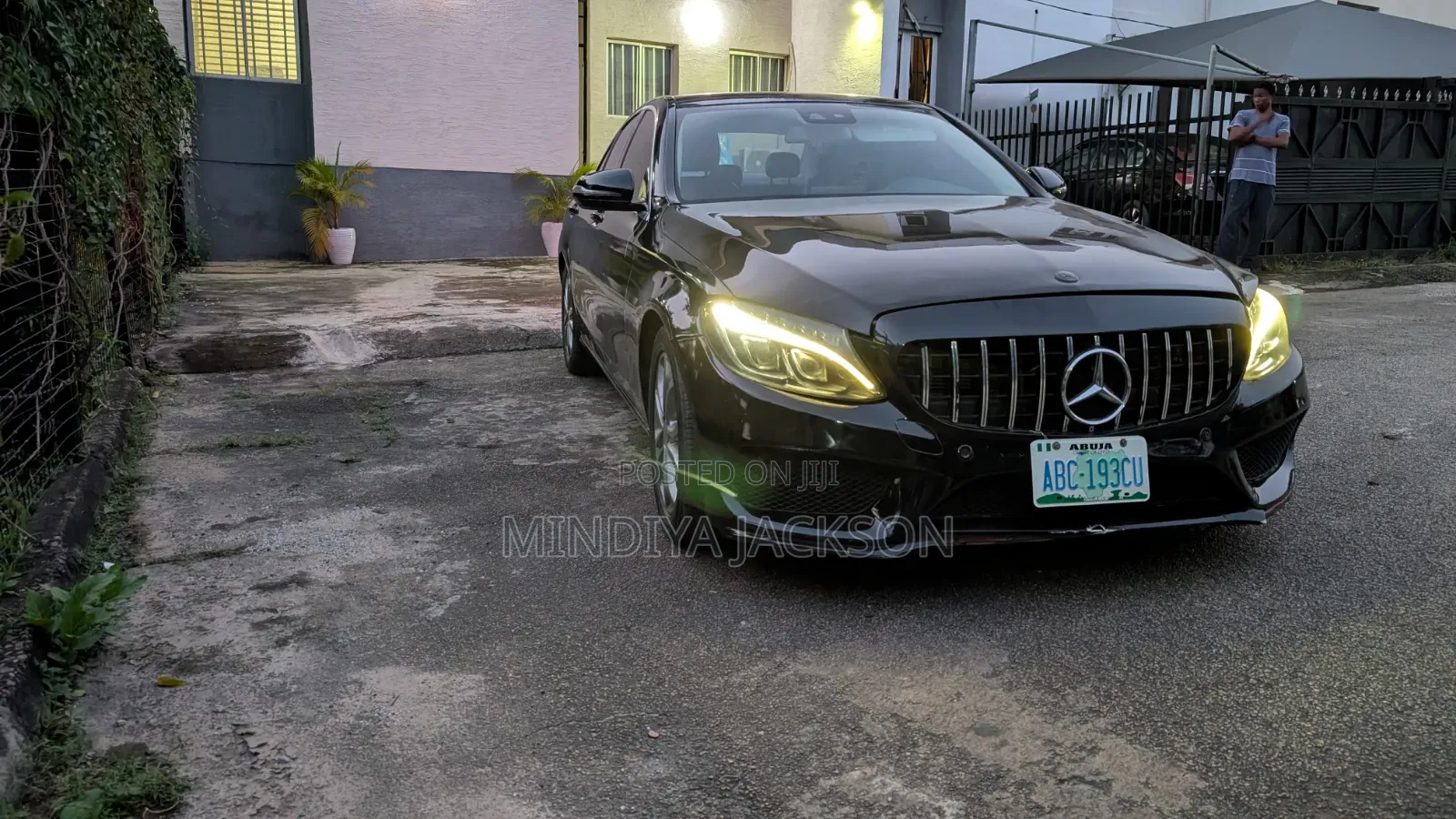 Mercedes-Benz C300 2016 Black