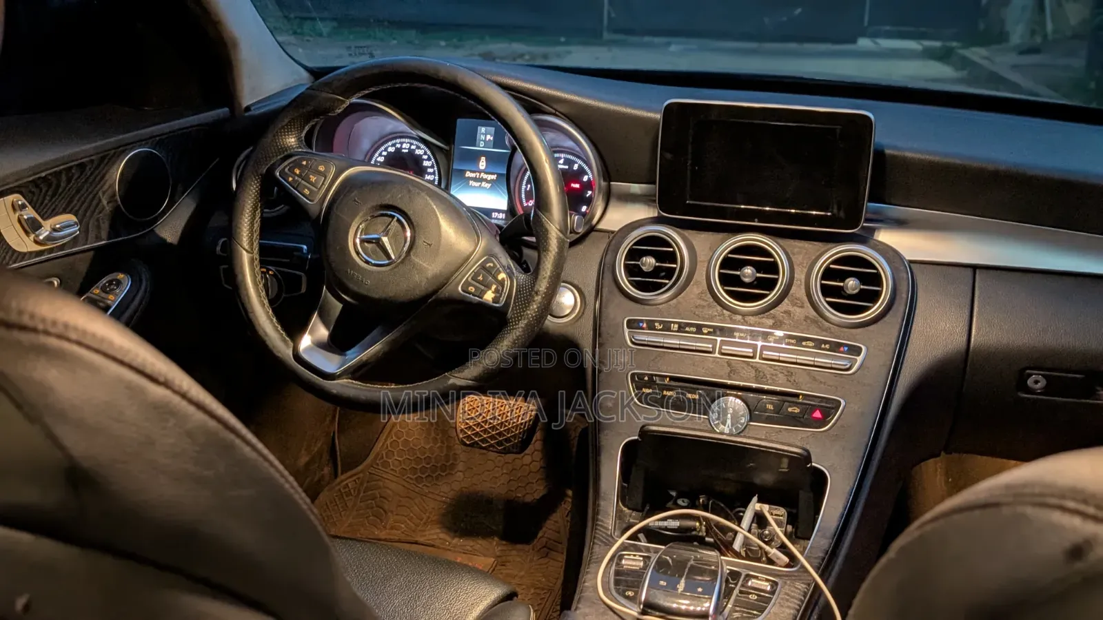 Mercedes-Benz C300 2016 Black