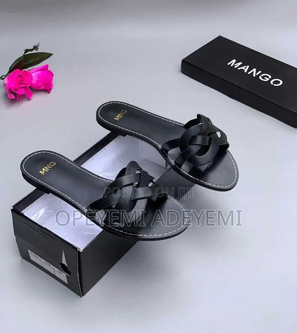 Luxe Lv Slides