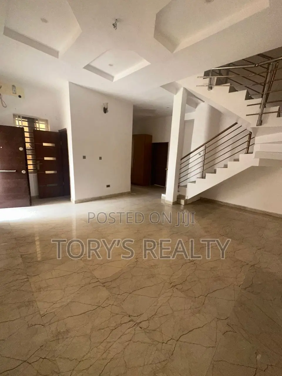 4bdrm Duplex in Lekki Phase 2 for sale