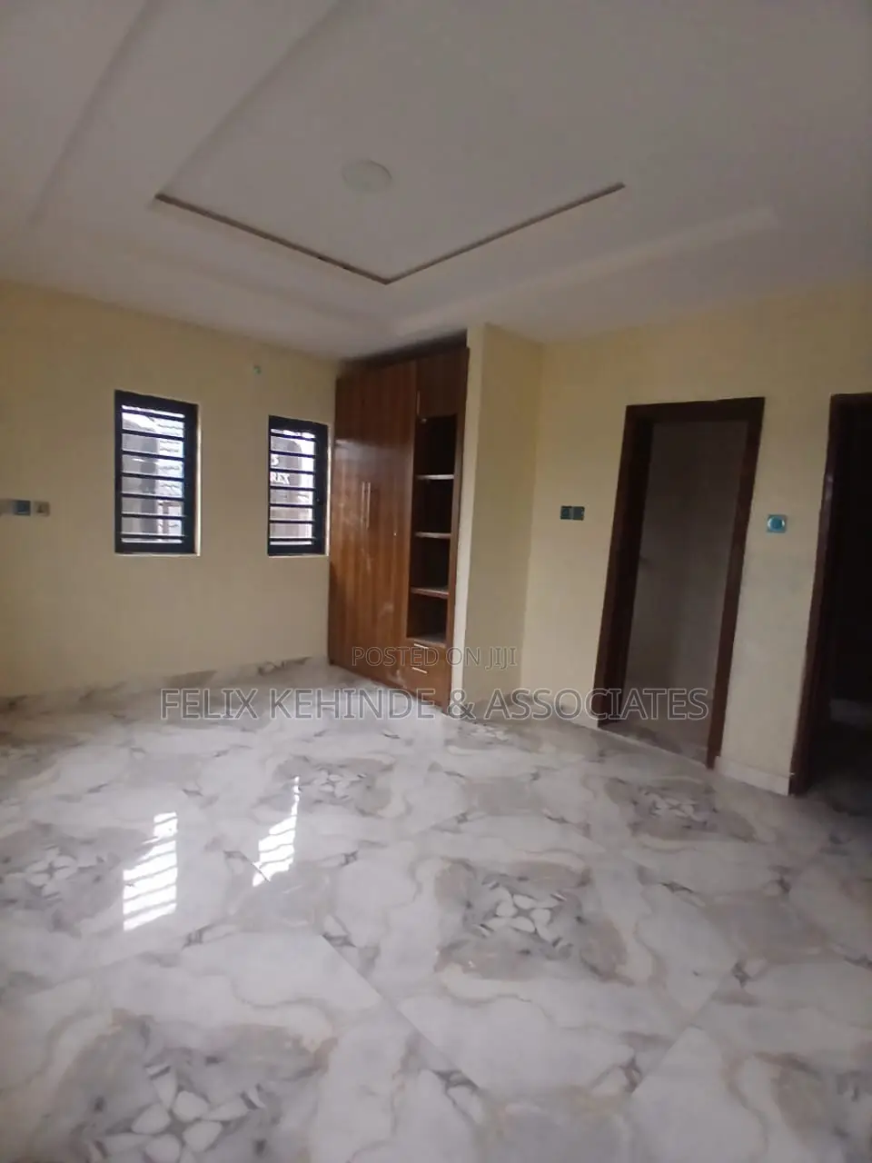 3bdrm Block of Flats in Ring Road for rent