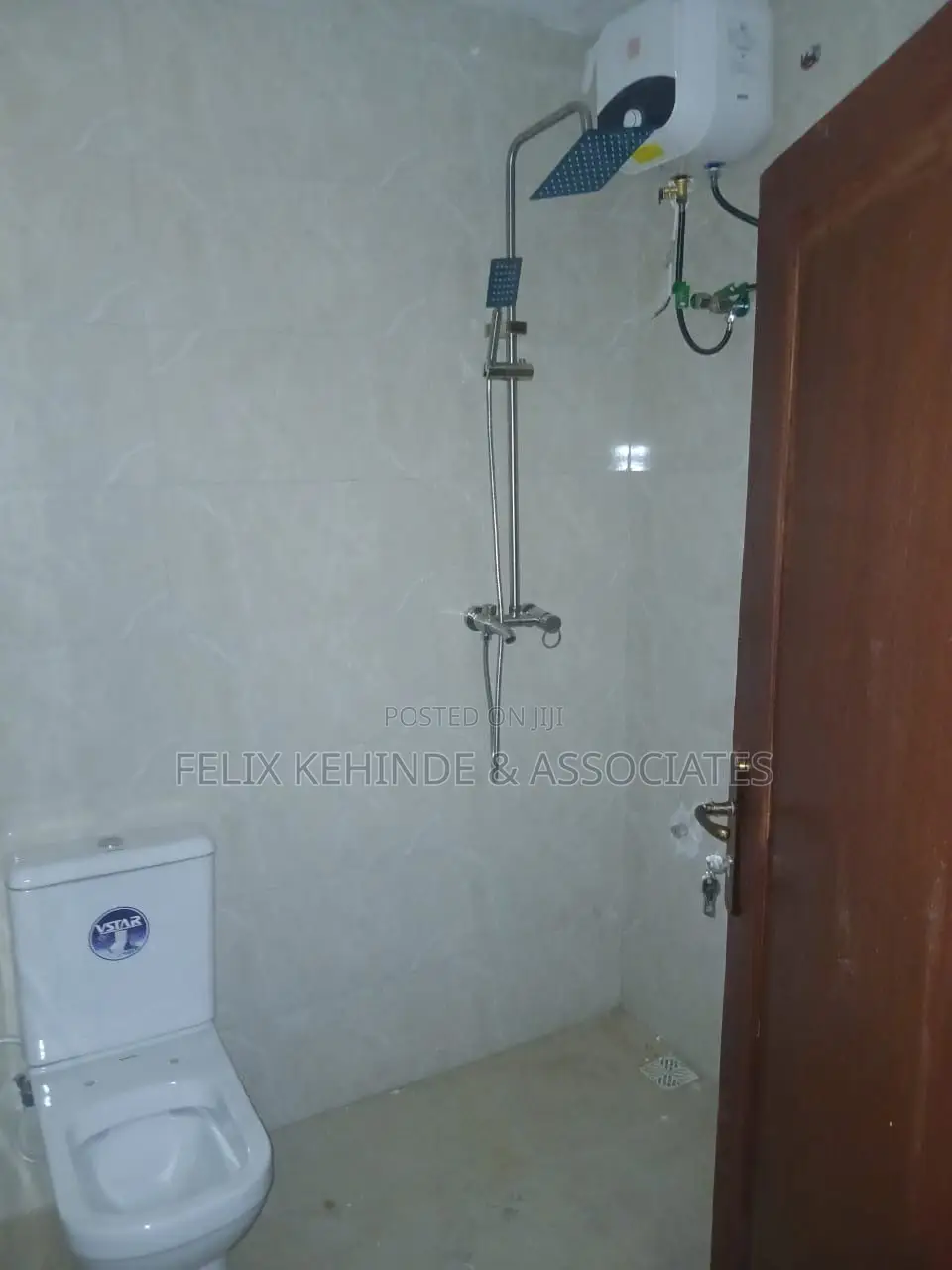 3bdrm Block of Flats in Ring Road for rent