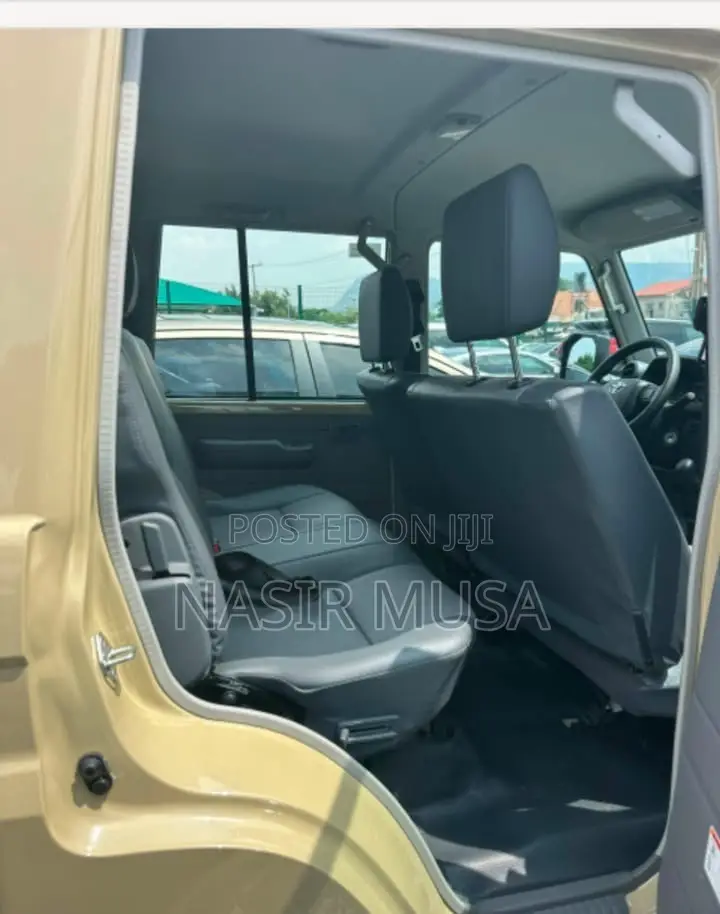 New Toyota Land Cruiser 79 Series 2025 Gray