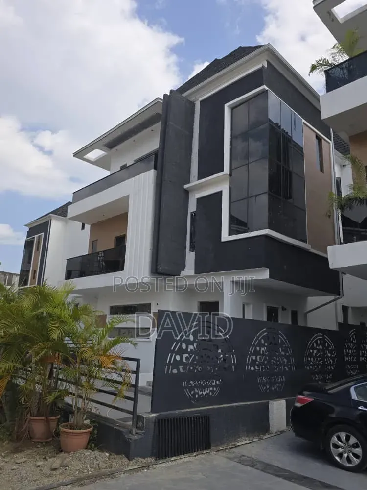 5bdrm Duplex in Asokoro for sale