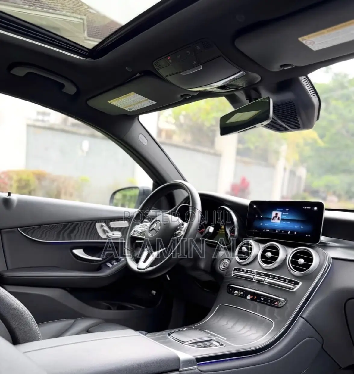 Mercedes-Benz GLC-Class GLC 300 2023 Black