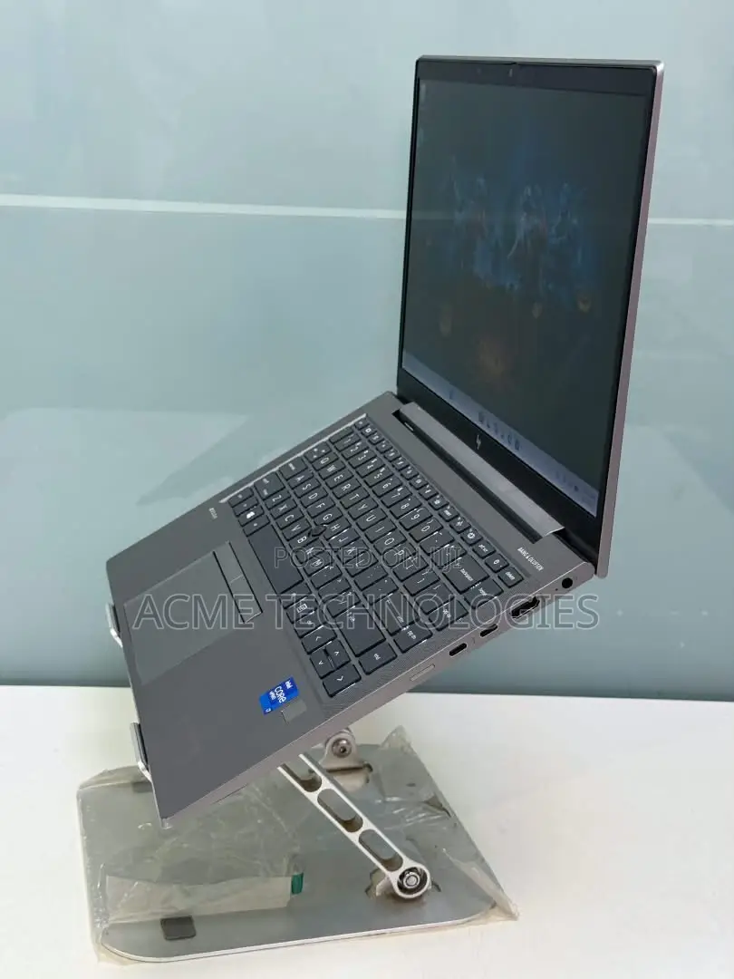 Laptop HP ZBook Firefly G8 16GB Intel Core i7 SSD 512GB