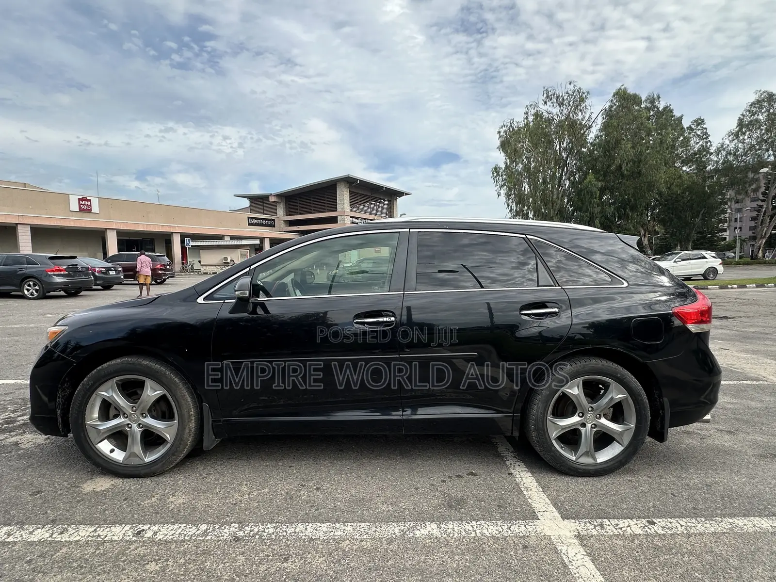 Toyota Venza XLE 2011 Black