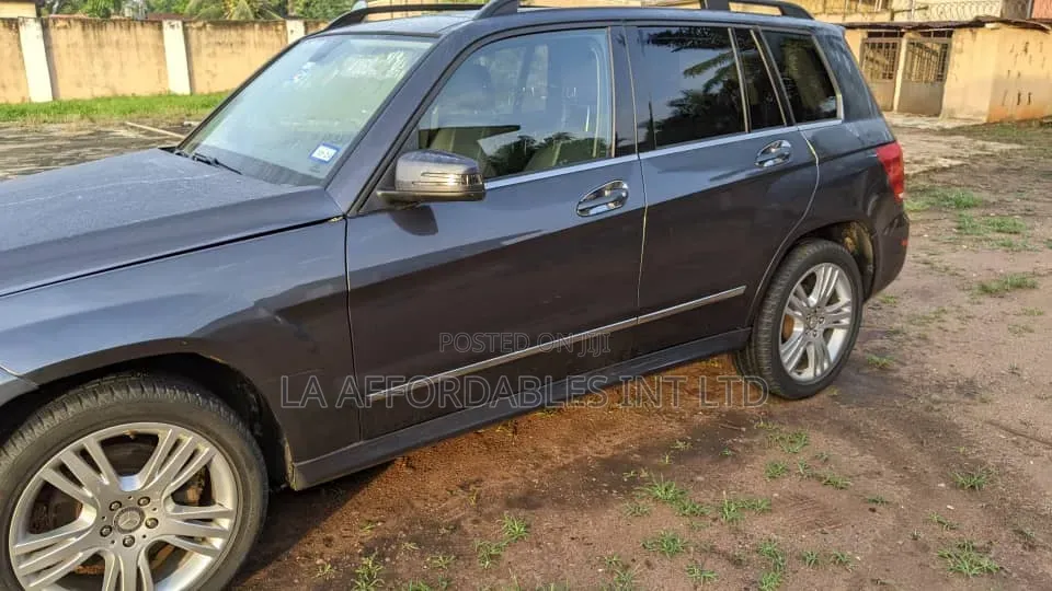 Mercedes-Benz GLK-Class 350 4MATIC 2014 Gray