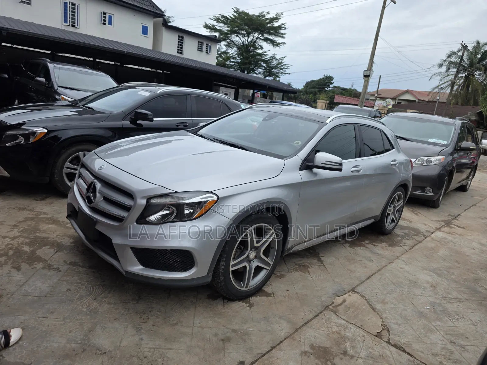 Mercedes-Benz GLA 250 2016 Silver