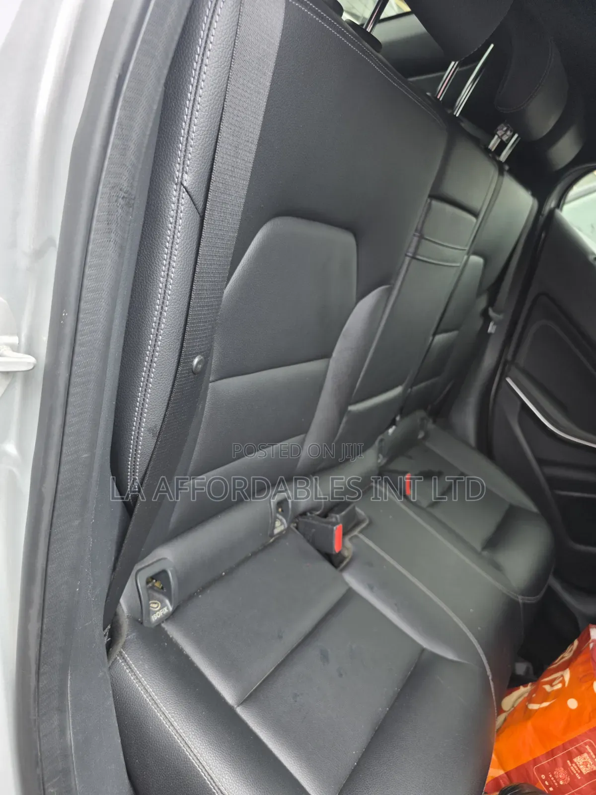 Mercedes-Benz GLA 250 2016 Silver