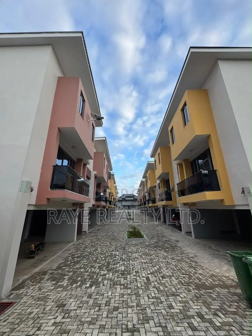 4bdrm Duplex in Adeniyi Jones for sale